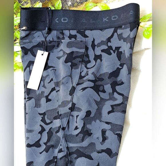 NWT Koral X-Camo Jacquard Leggings - Picture 6 of 13